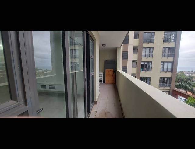 2 BEDROOM APARTMENT FOR SALE IN UMHLANGA RIDGE